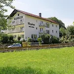 Garni Regina 3* Gößweinstein