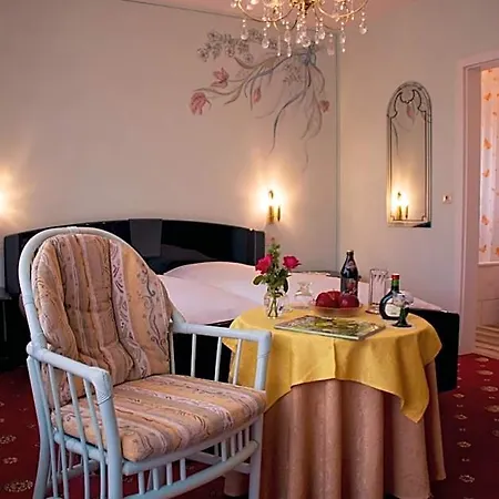 Garni Regina بيت ضيافة 3*