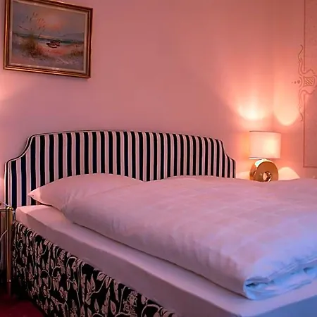 Gæstehus Garni Regina 3*