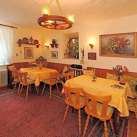 Gæstehus Garni Regina 3*