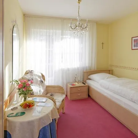 בית הארחה Garni Regina גוסוויינשטיין