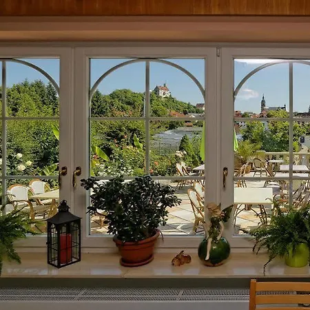 Garni Regina Gæstehus