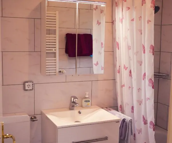 Garni Regina Gæstehus 3*